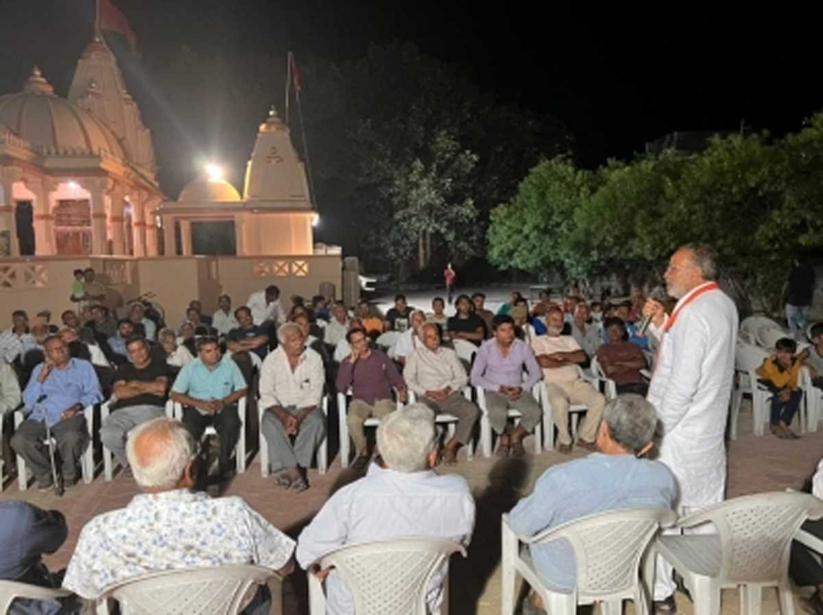 गुजरात चुनाव : पोरबंदर में राजनीतिक अस्तित्व की है लड़ाई